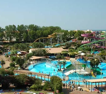 - Le Colisee Агд